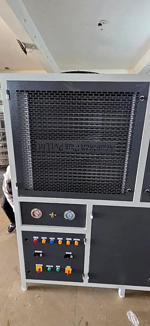 60Tr water cooled screw chiller machine for Beverage 