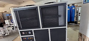 60Tr water cooled screw chiller machine for Beverage 